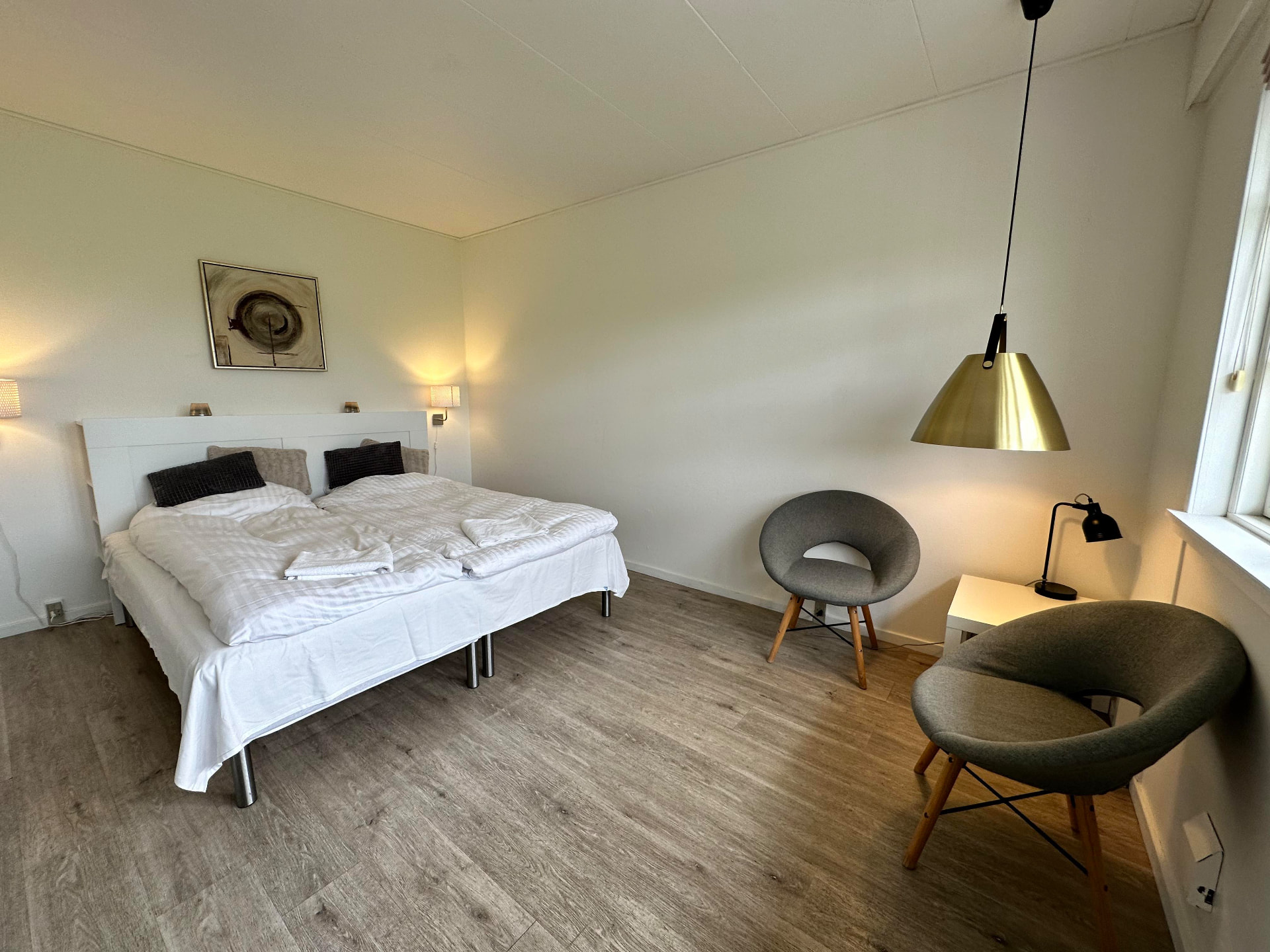 Lyst indrettet værelse på Orø Kro & Hotel